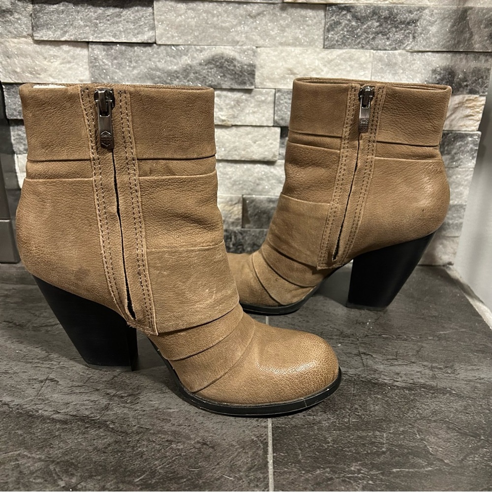 Vince Camuto Booties - Picture 5 of 7